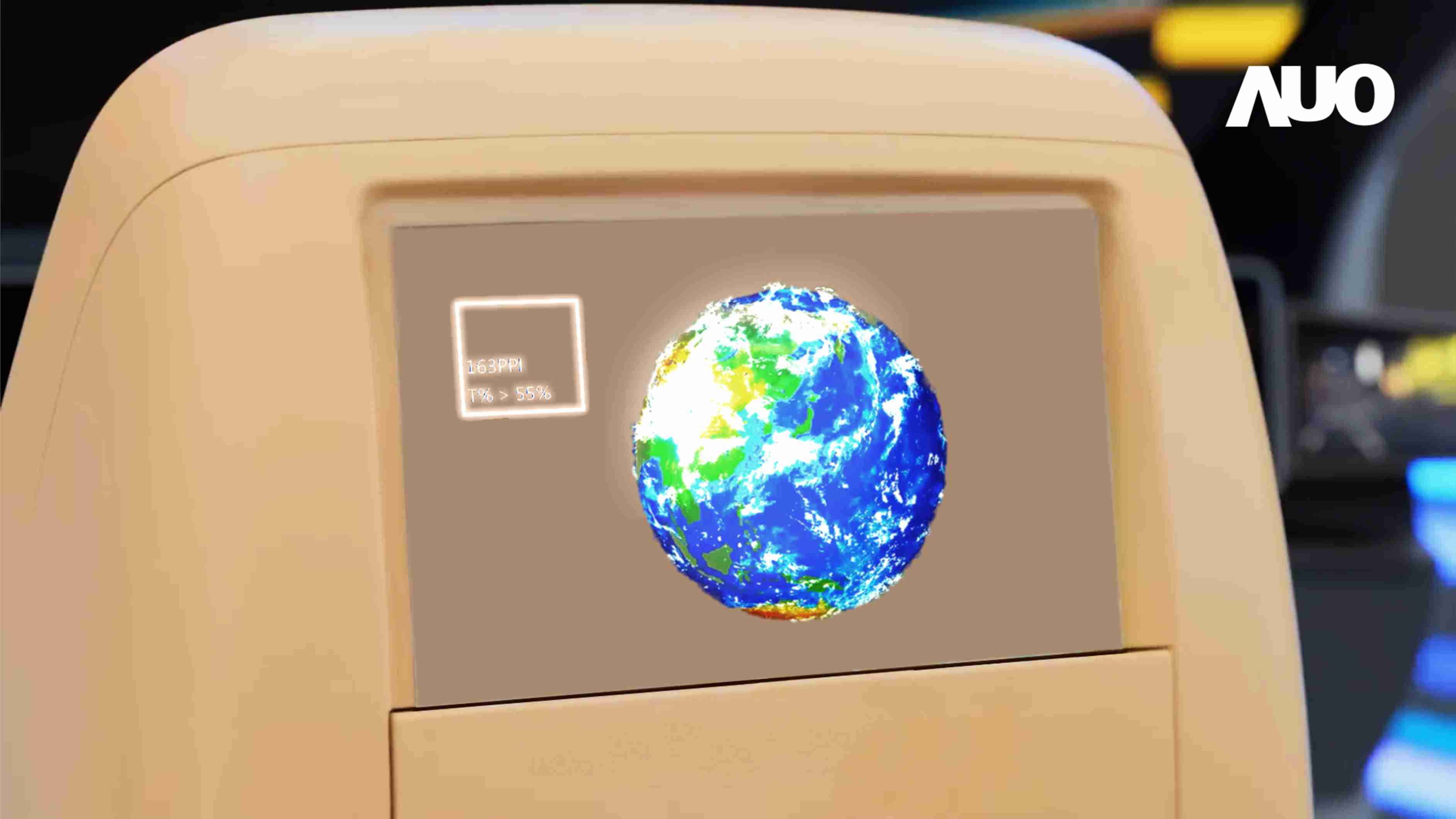 尊龙z6突破设计与制程挑战，，推出全球最高分辨率163ppi的13.5吋透明Micro LED面板，，，，并积极布局智能车市场，，，，以期拓展透明显示应用的可能性