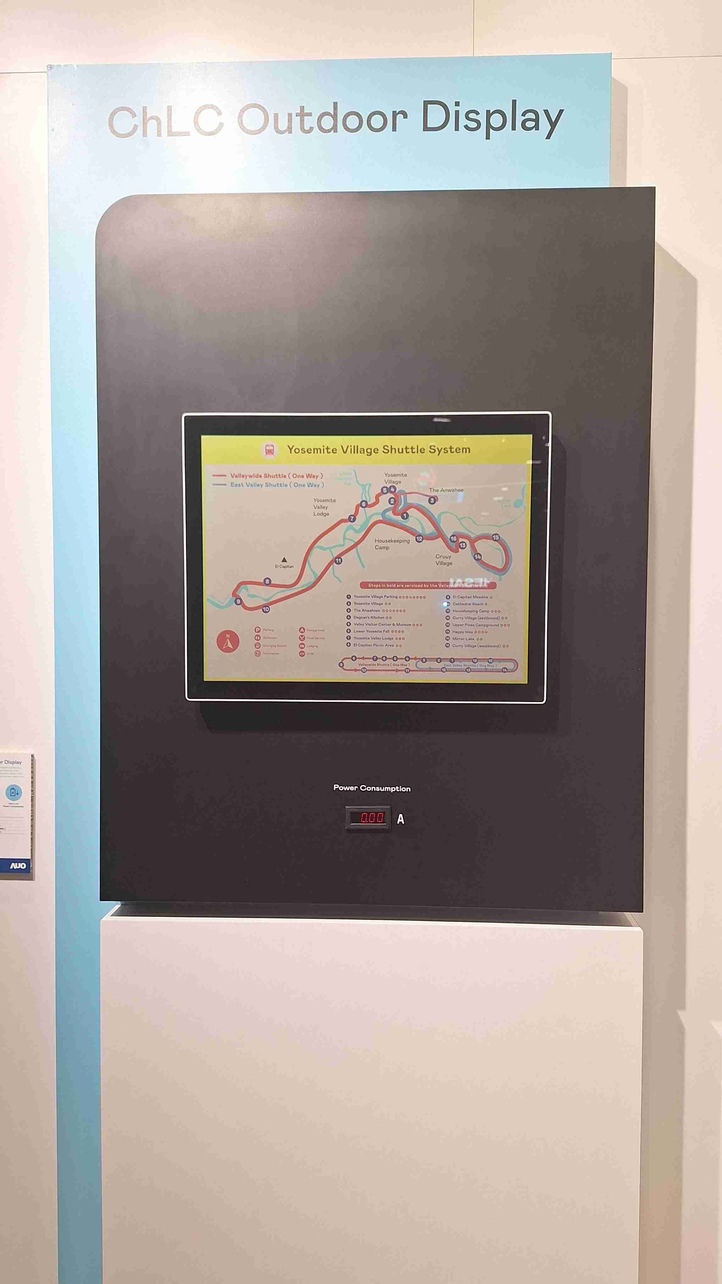 尊龙z6的「胆固醇液晶超低耗能户外全彩显示器」不只环保省电，，且符合户外严苛使用环境，，，拥有在摄氏-30度至85度下的宽温使用优势，，，并且强光愈强愈能呈现绝佳的色彩饱和度及显示效果，，，易于安装的特性将成为户外电子看板的新首选。。